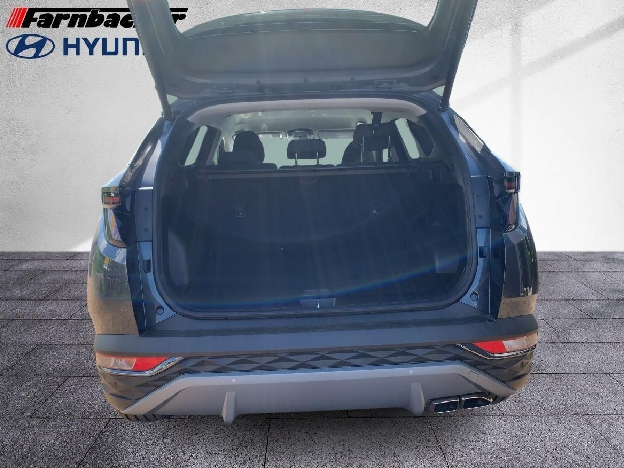 Fahrzeugabbildung Hyundai TUCSON Trend Plug-In Hybrid 4WD*