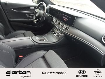 Mercedes E 200 - 10