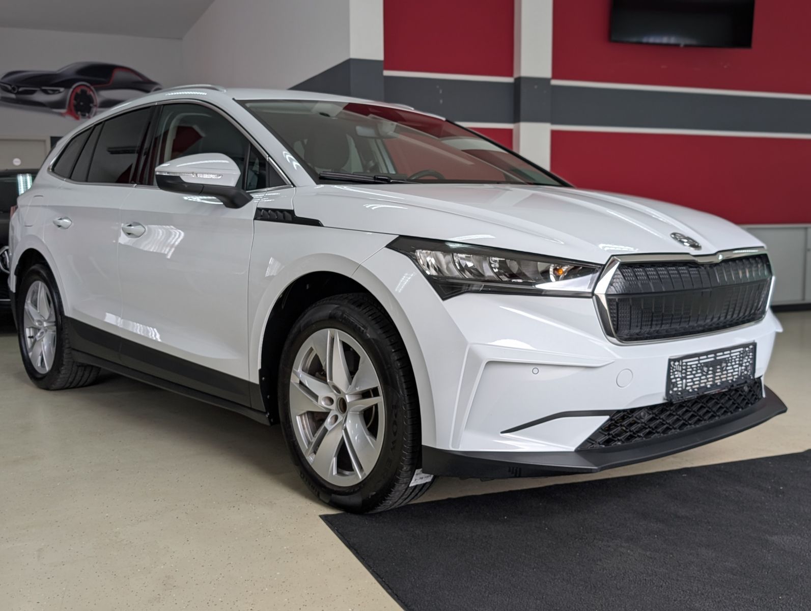 Fahrzeugabbildung SKODA Enyaq iV 80 Loft Convenience Paket+ ACC 82KWh1