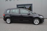 Volkswagen Touran Trendline BMT/Start-Stopp - Volkswagen Touran Trendline mit Benzin-Antrieb