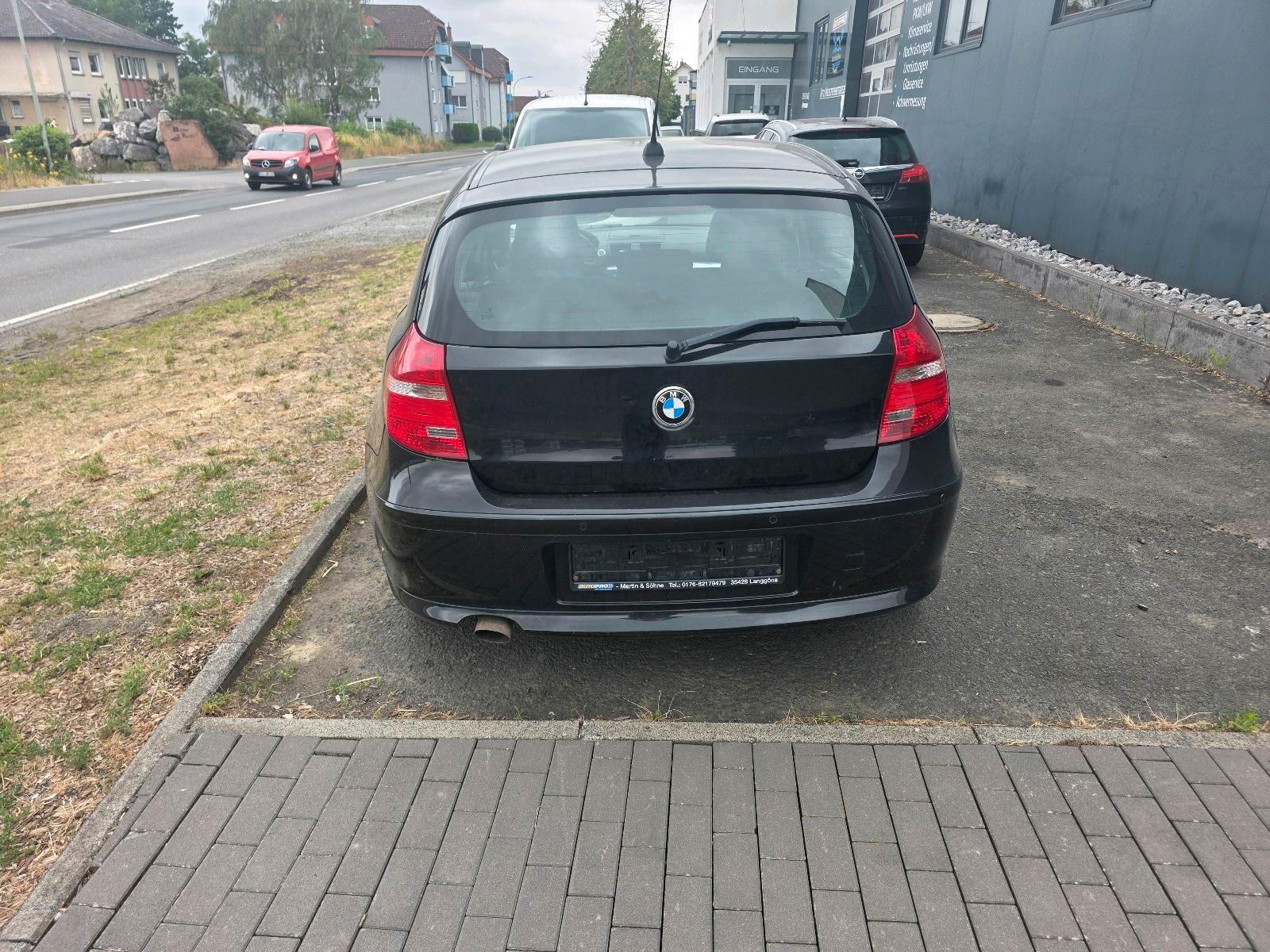 BMW 118 2011 — photo 5