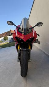 Ducati Panigale V4S - Offers