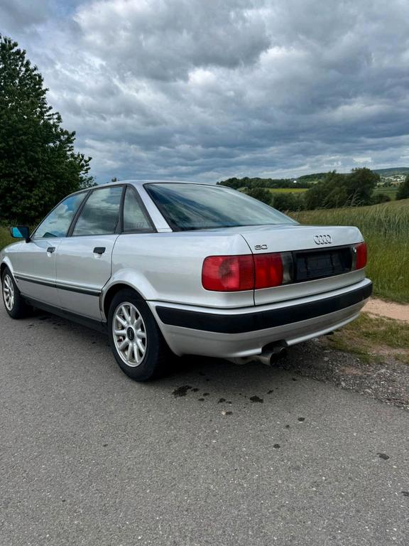 Audi 80