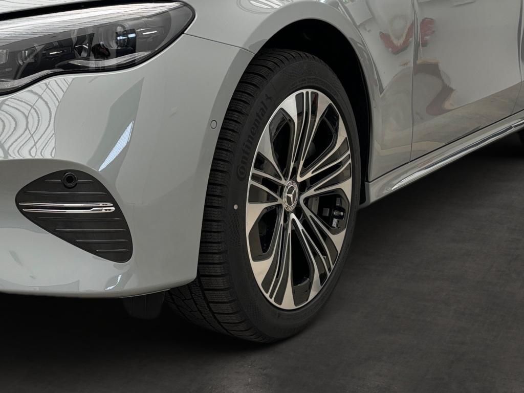 Fahrzeugabbildung Mercedes-Benz E 450 4M T-Modell +EXCLUSIVE-PREMIUM+ENERGIZING+