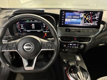 Fotografie des Nissan Juke 1.0 DIG-T DCT N-Connecta