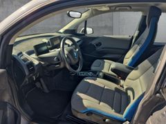 Fahrzeugabbildung i3 Elektrikprobleme ! Navi Apple CarPlay Android