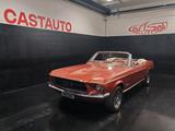 Ford Mustang Convertible 289 - Ford Mustang aus 1967 mit Benzin-Antrieb: Cabrio