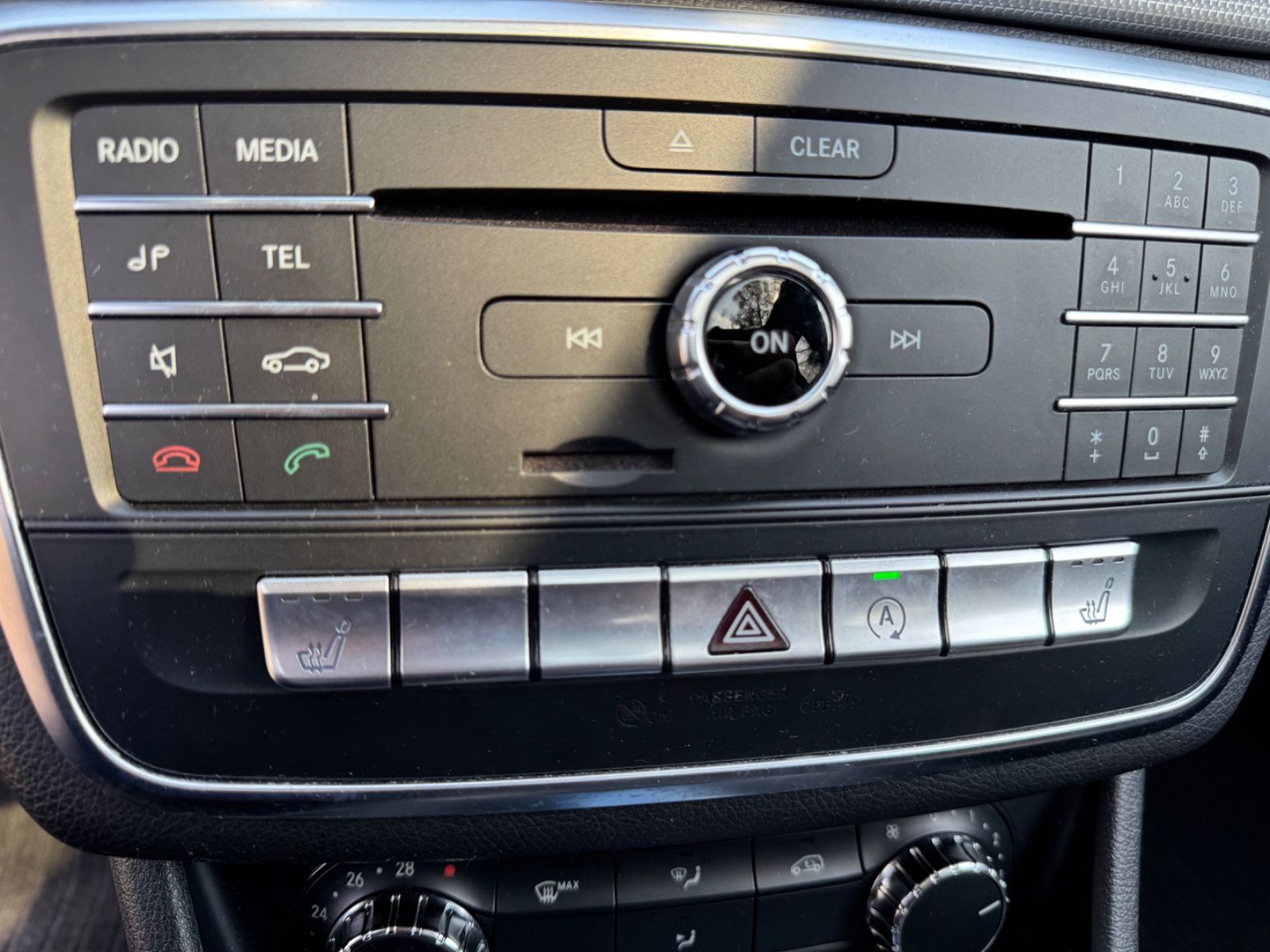 Mercedes-Benz CLA 180 Urban mit erst 43382 km !!! foto 21