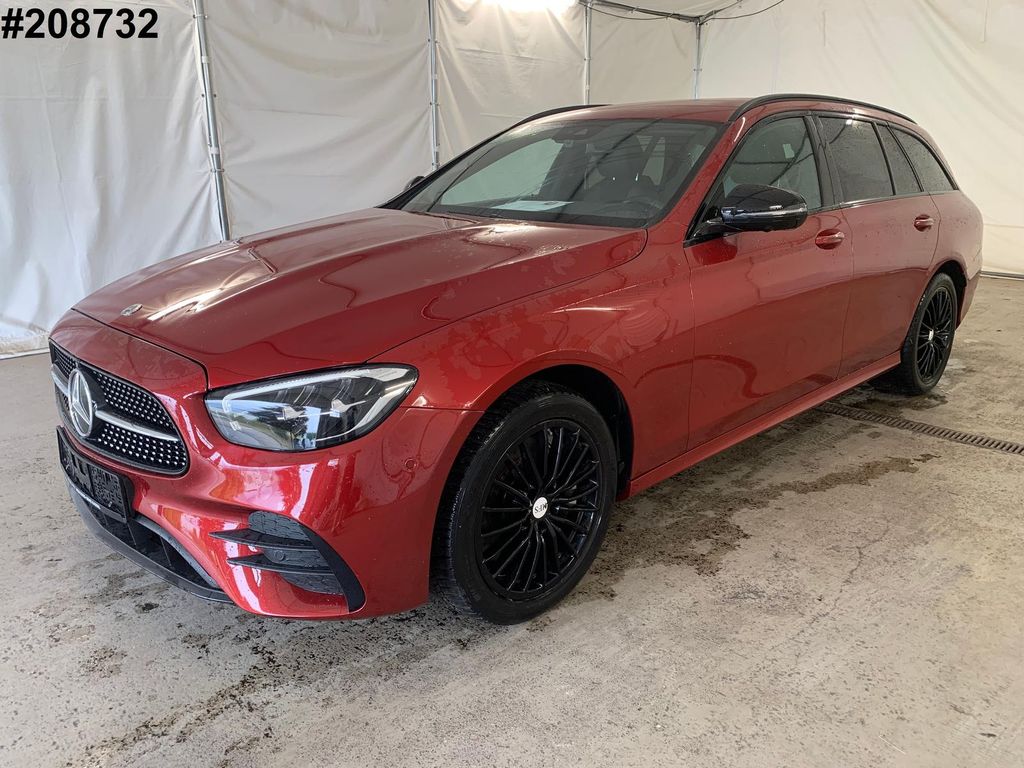 Image of Mercedes-Benz E 300