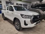 Toyota Hilux 2,4DI 4x4 Extra Cab 3,5T AHK etc. - Toyota Hilux mit Diesel-Antrieb: Allradantrieb, Geländewagen, 2.5