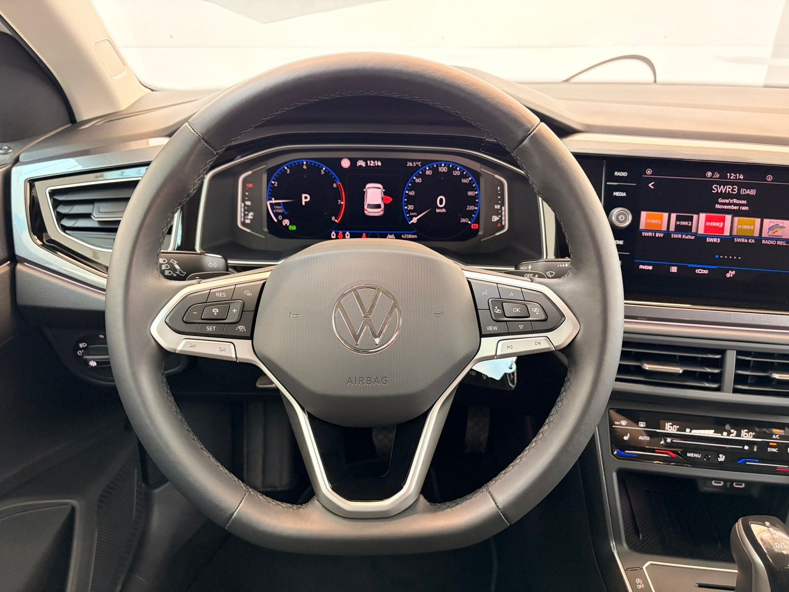 Fahrzeugabbildung Volkswagen Polo VI Style 1.0 TSI DSG +IQ Light +ACC +Kamera