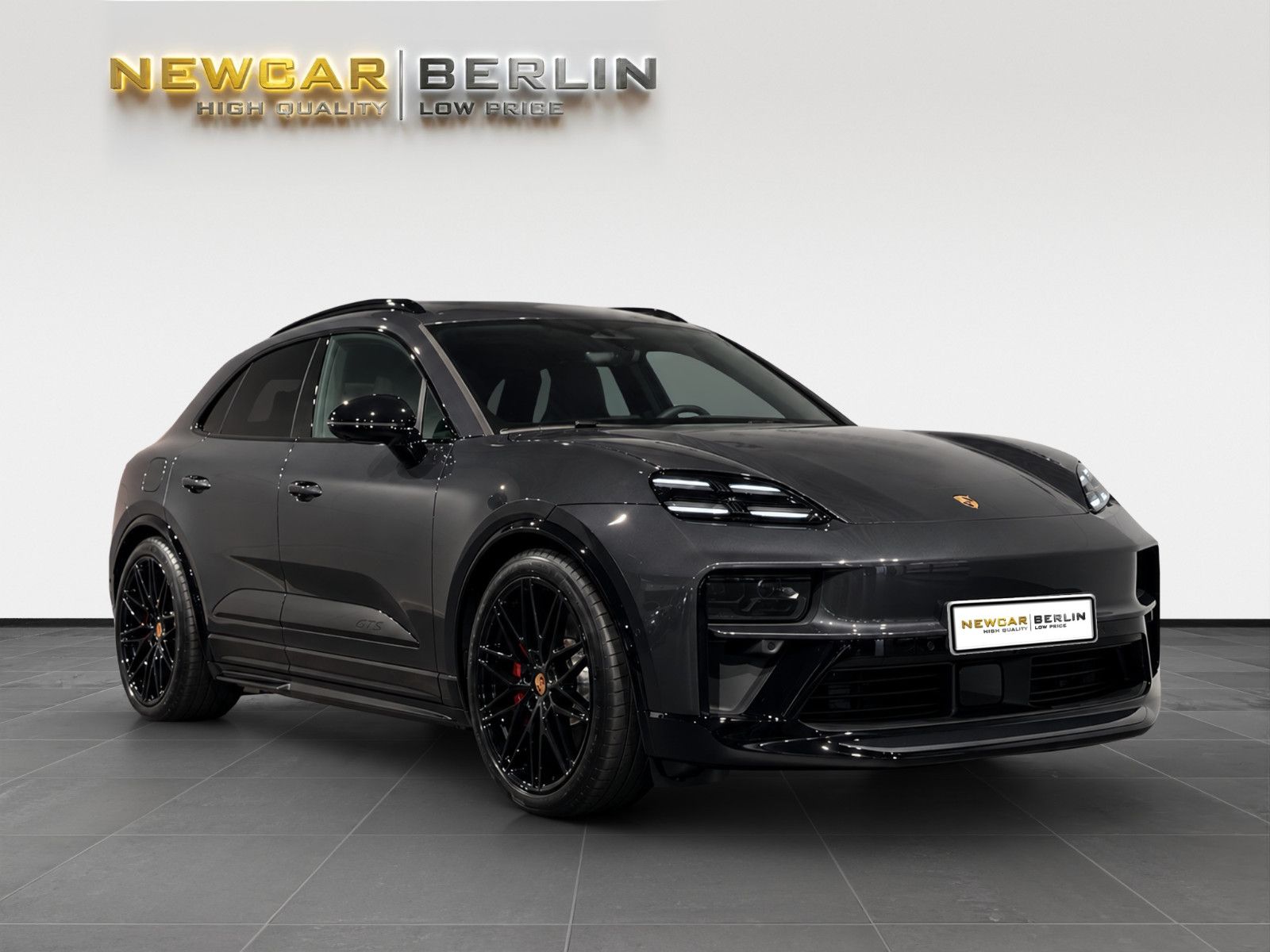 Porsche Macan GTS*SportDesign*22"*Pano*18W*360°*ACC*BOSE