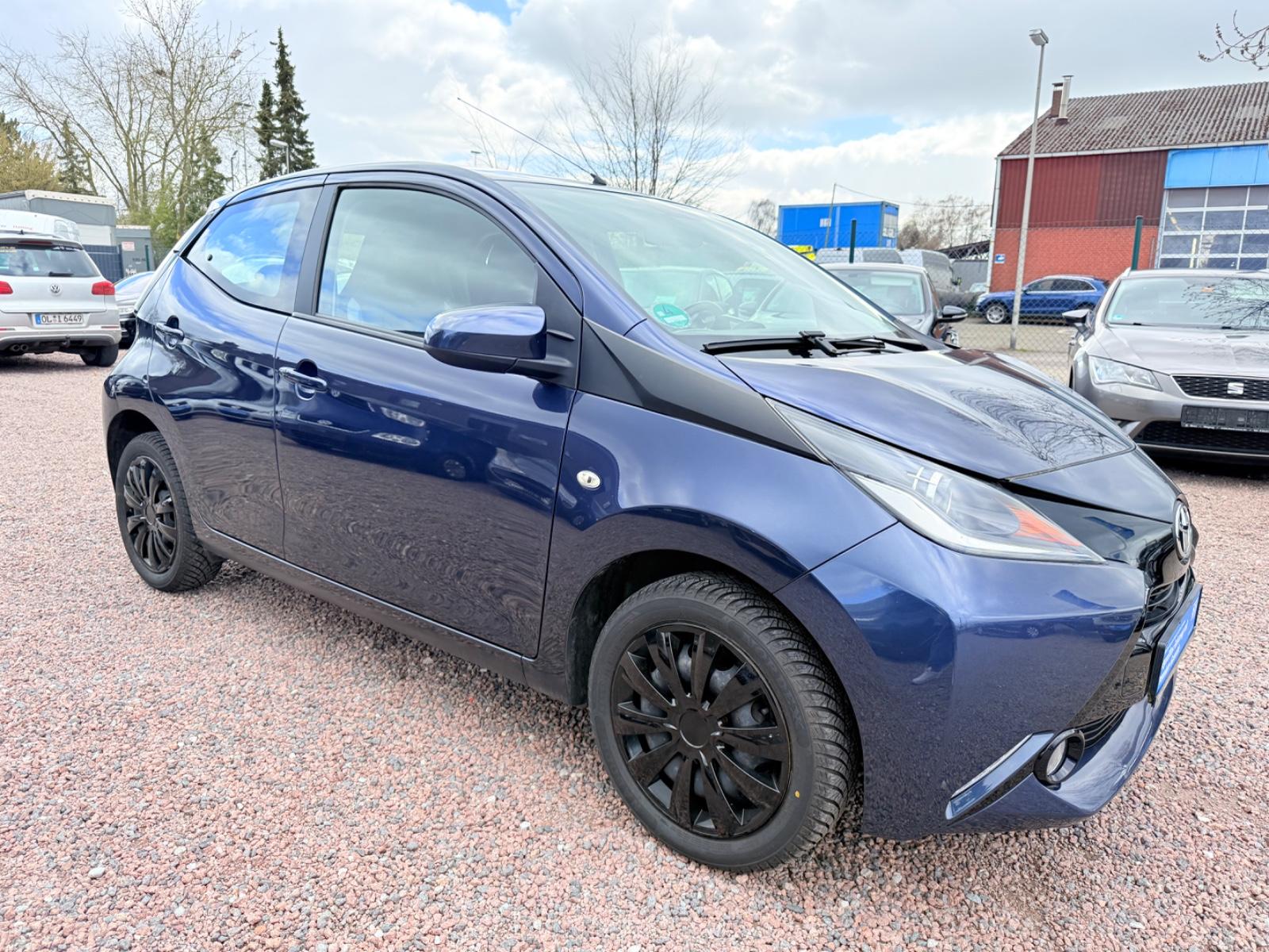 Toyota Aygo AYGO x-play touch