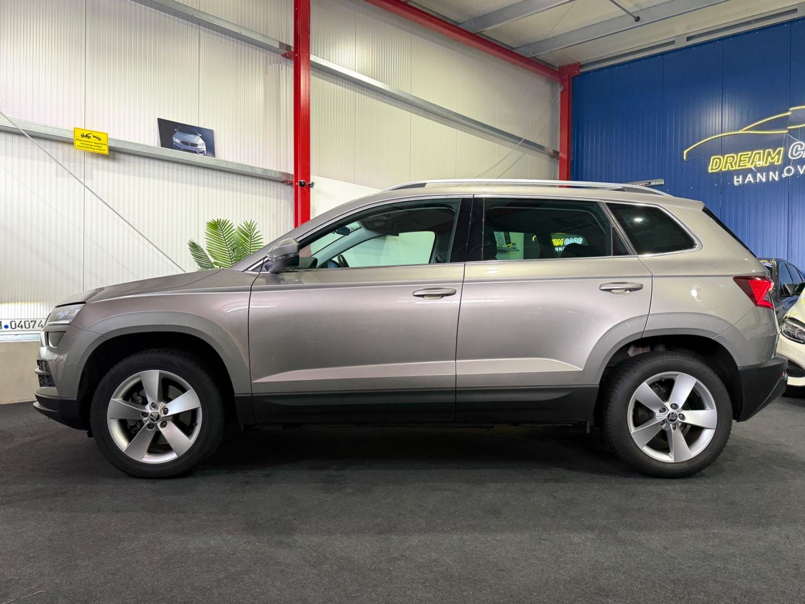 Skoda Karoq Ambition*KAMERA*AHK*ALLWETTER*CARPLAY*LED