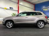 Skoda Karoq Ambition*KAMERA*AHK*ALLWETTER*CARPLAY*LED - Skoda Karoq mit Diesel-Antrieb