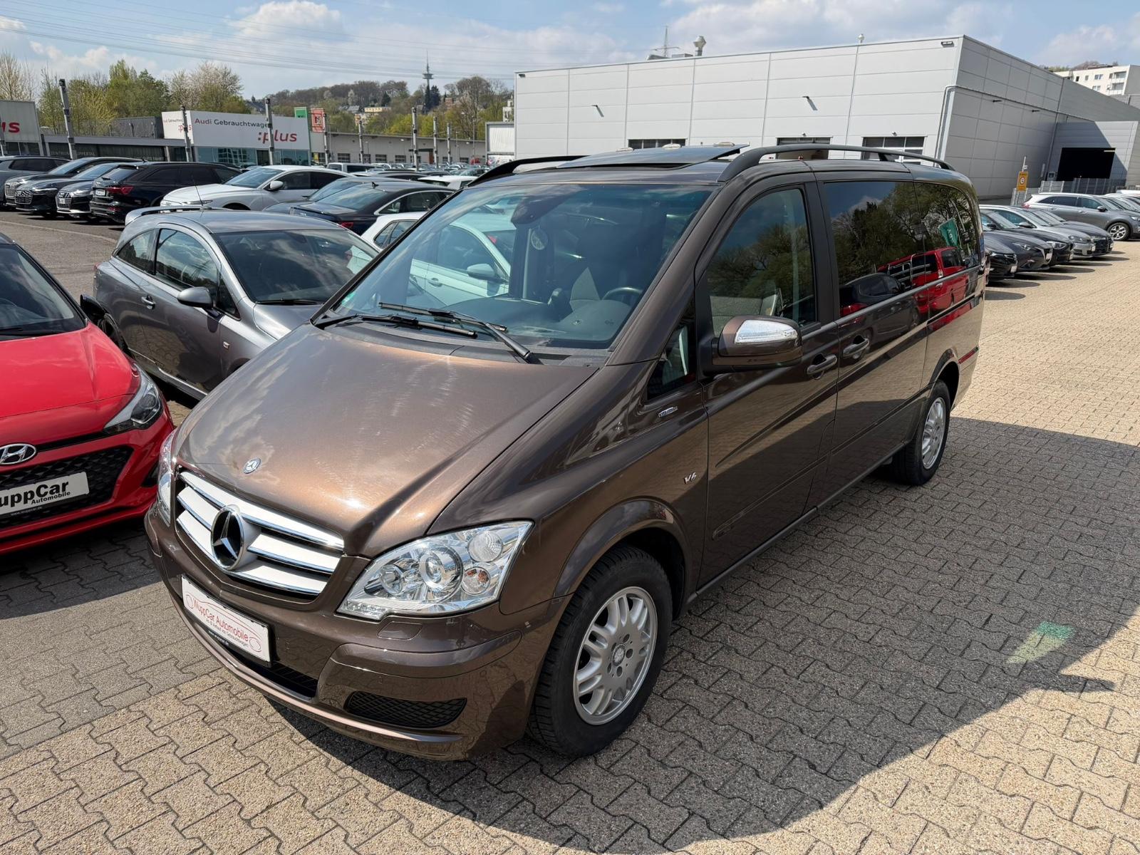 Mercedes-Benz Viano 3.0 CDI lang NAVI*KAMERA*XENON*AHK*PDC*