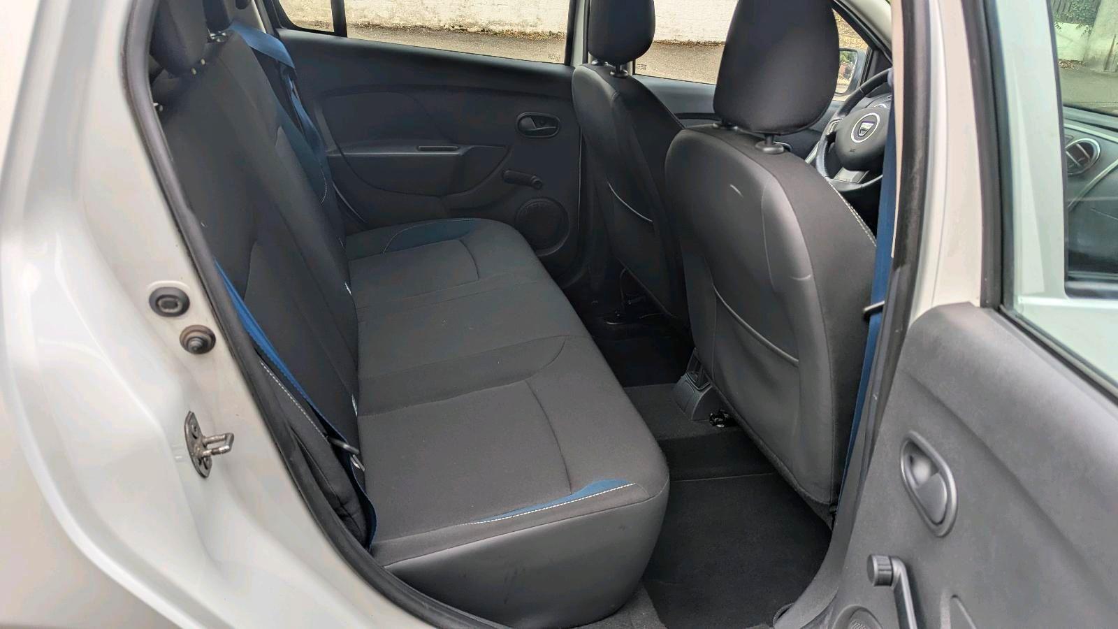 Dacia Logan 2015 — photo 10