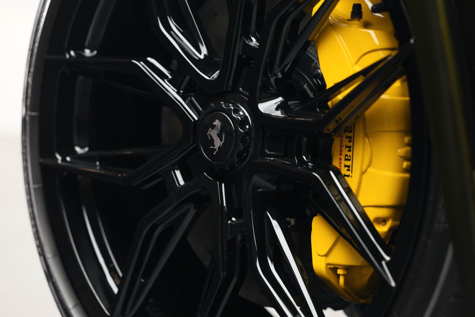 Ferrari Purosangue - Bild 2