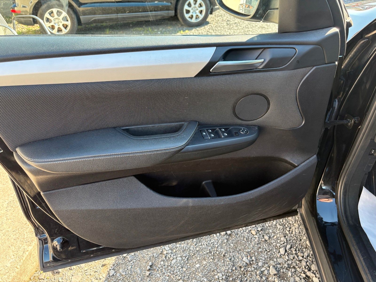 Fahrzeugabbildung BMW X3 xDrive20d Aut. Navi Xenon SPORTSITZE Leder PD
