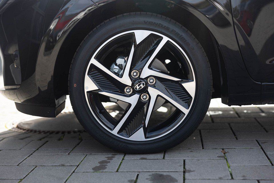 Fahrzeugabbildung Hyundai i10 1.2i 79PS Prime