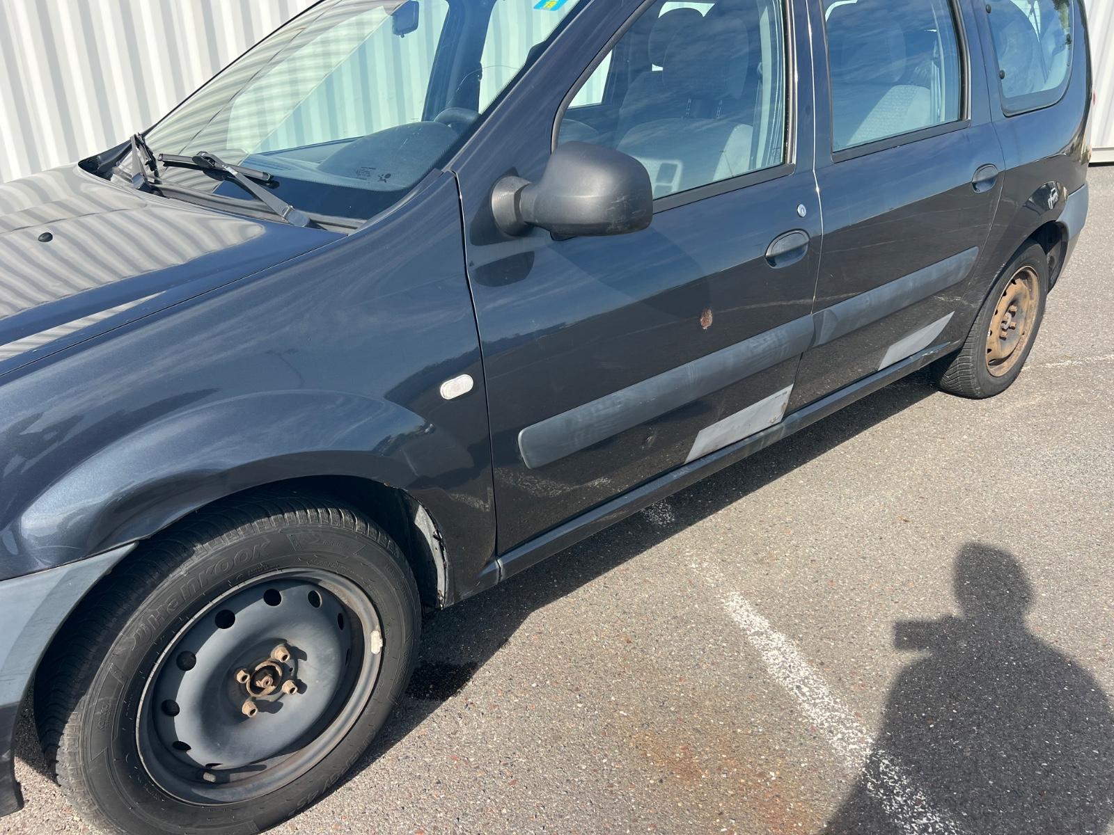 Dacia Logan 2009 — photo 10