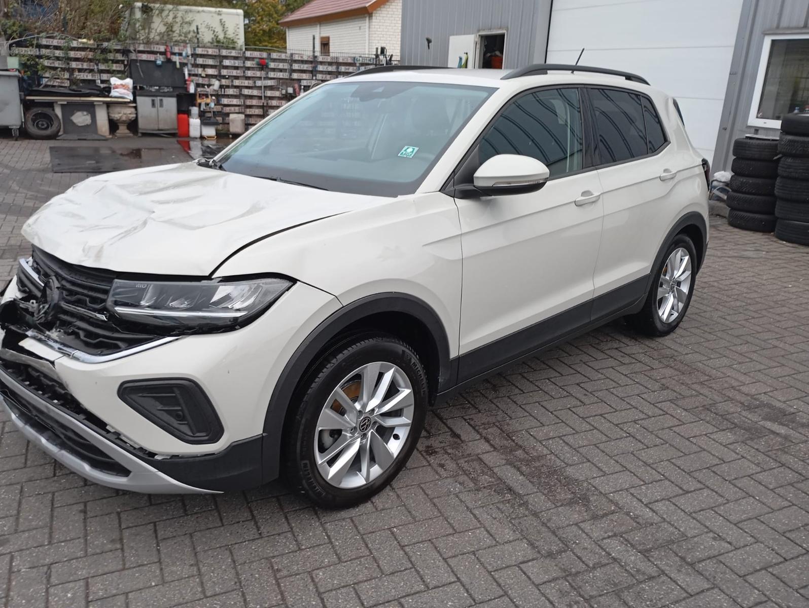 Volkswagen T-Cross 1.0 TSI OPF 85 kW DSG Life Navi Kamera
