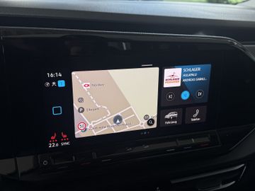 Volkswagen Caddy Maxi 2.0TDI DSG STYLE LED NAV ACC FLÜGEL
