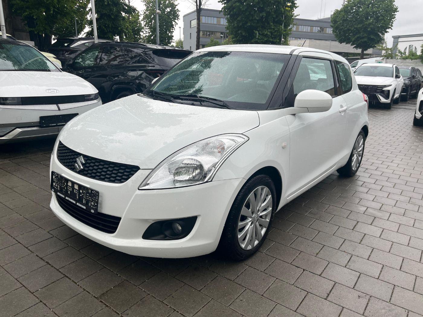 Suzuki Swift 1.2 BlackWhite SoundSys