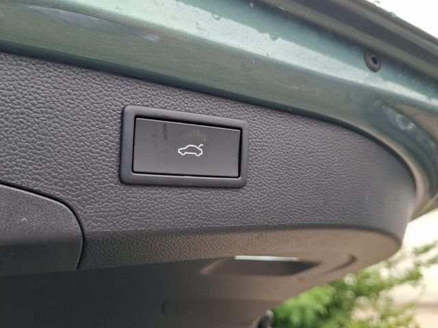 Passat Variant 2.0TDI DSG Business AHK