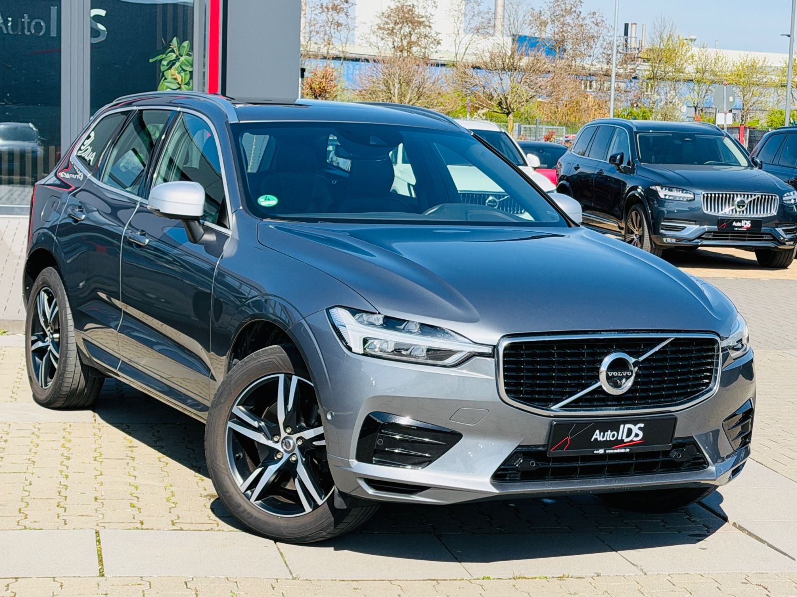 Volvo XC60 R Design AWD Aut.Pano.Navi.Garantie foto 2