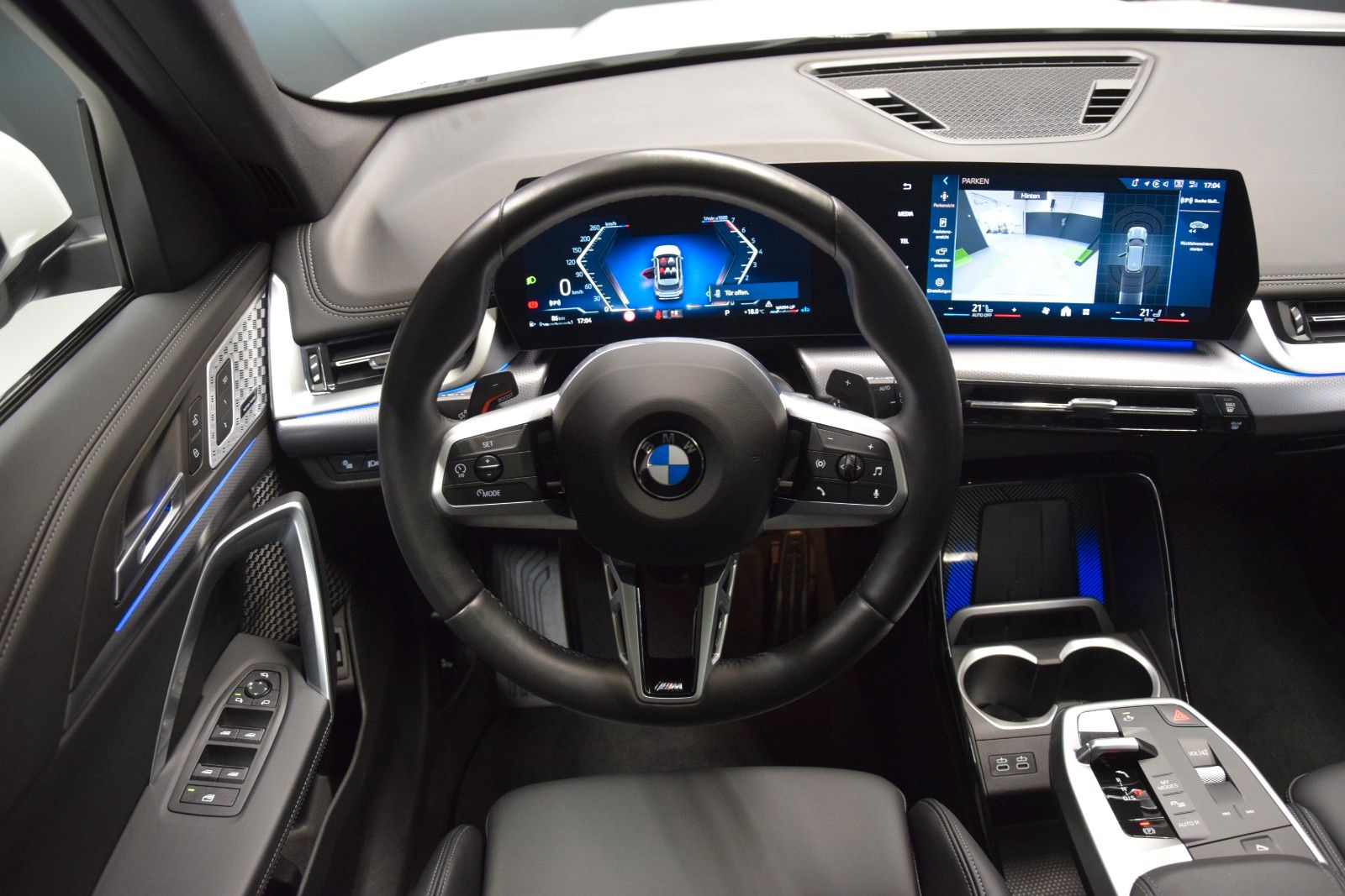 Fahrzeugabbildung BMW X1 18i sDrive M Sport H&k Panorama ACC Ambiente