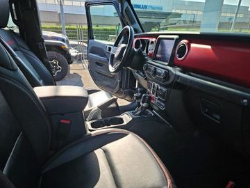 Jeep Wrangler - 12