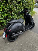 Piaggio Vespa GTS 300 Supertech 