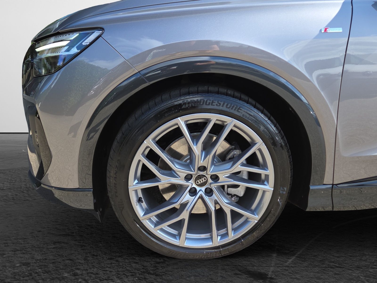 Audi Q4 e-tron 45 quattro S line LED-Matrix AHK HeadU foto 5