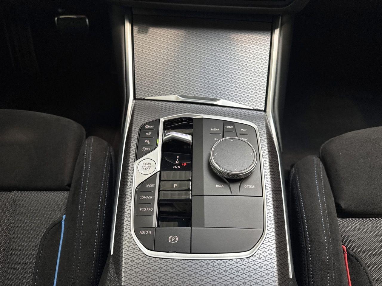 BMW 318i Limo M Sport LiCoProf SurrView St+Go HiFi