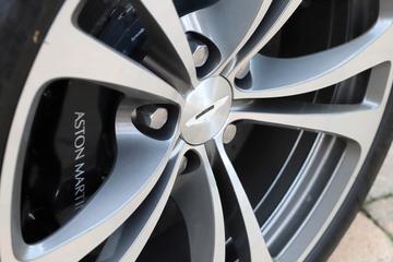 2009 Aston Martin V12 VANTAGE 缩略图 11