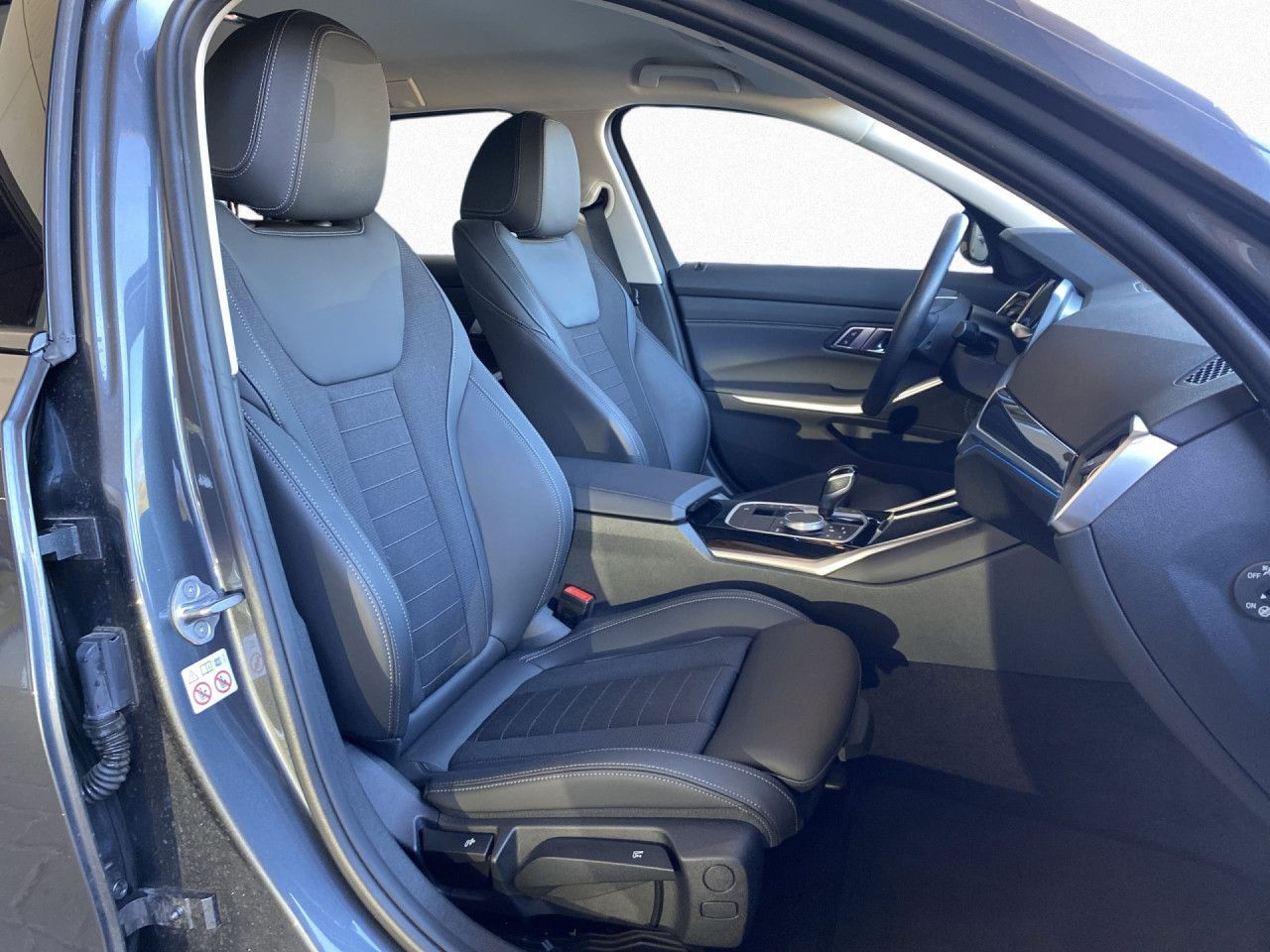 BMW 320 - Bild 10