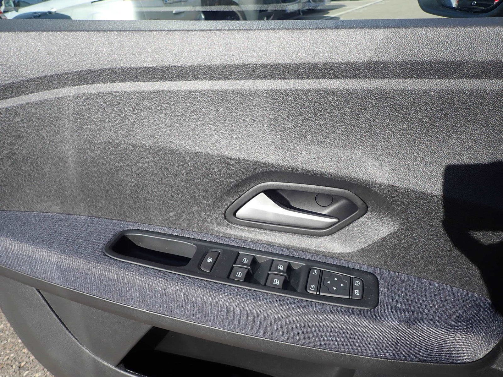 Fahrzeugabbildung Dacia Jogger Journey hybrid 155 7-Sitzer