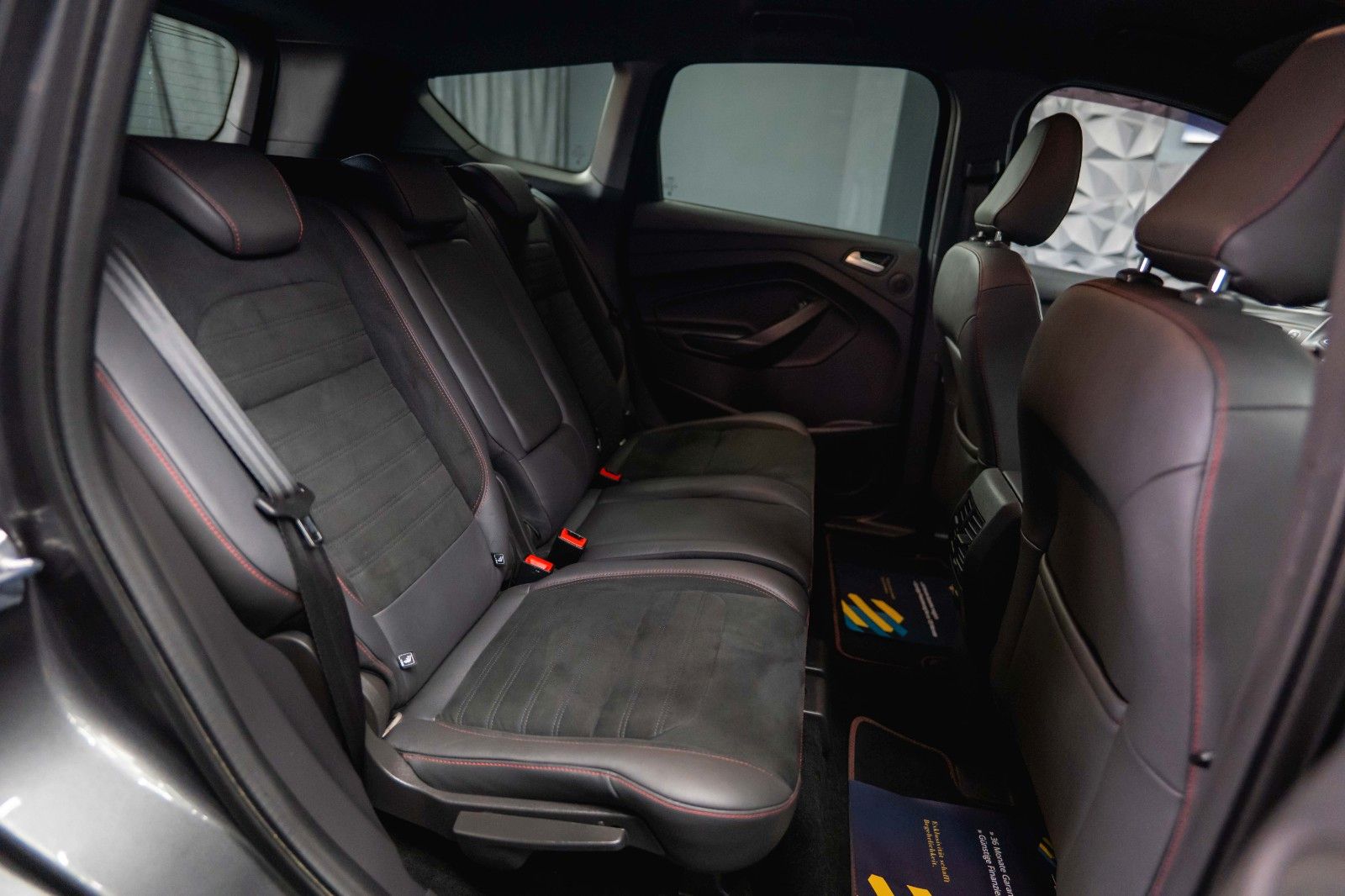 Fahrzeugabbildung Ford Kuga ST-Line 2.0 TDCi 4x4 *LED*Kamera*ACC*DAB*