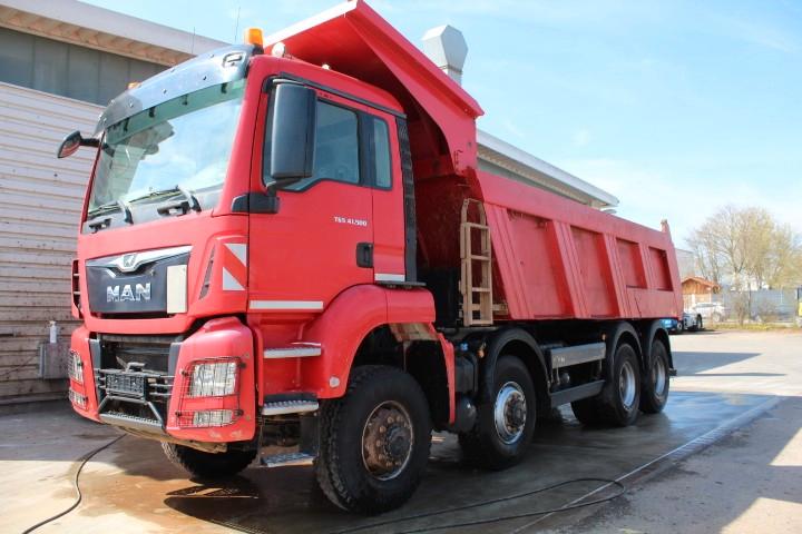 MAN 41.500 8x6 BB, mit Meiller Stahlmulde eckig