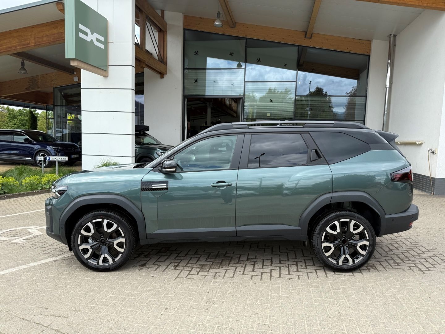 Fahrzeugabbildung Dacia Bigster TCe 140 Journey Navi Digitales Cockpit L