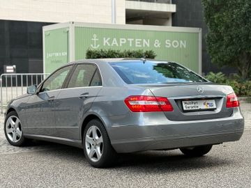 Mercedes E 250 - 4