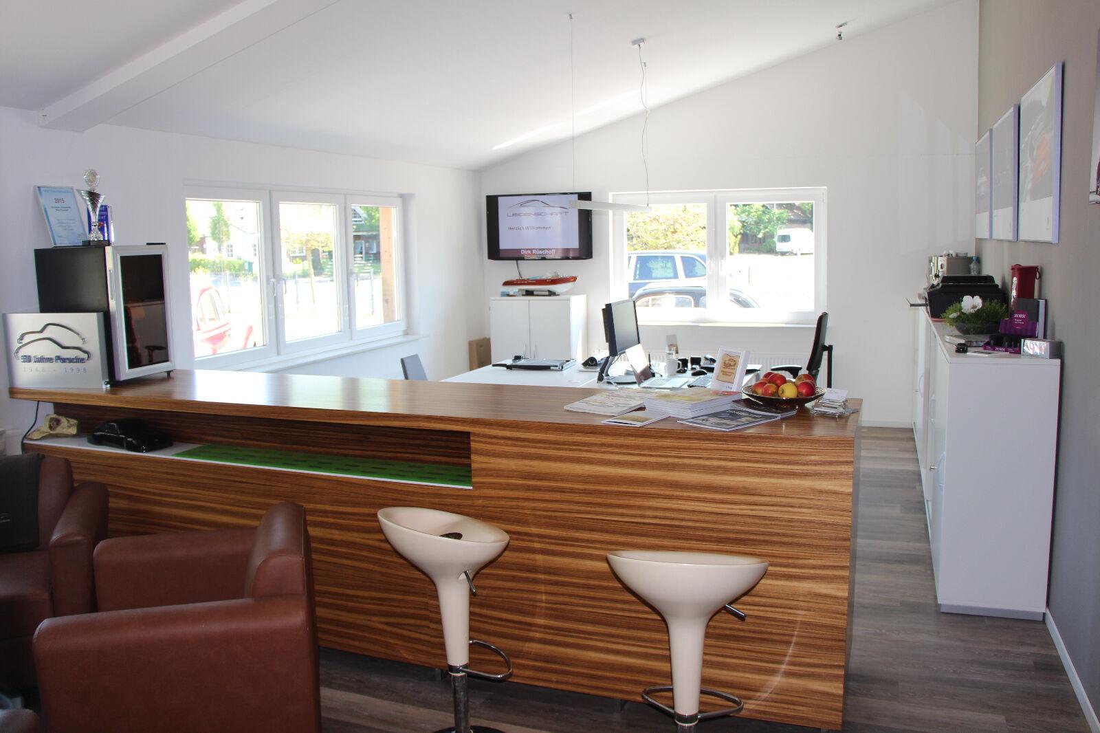 showroom-image-main