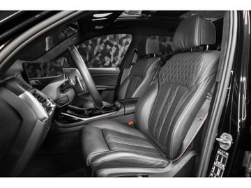 BMW X7 - 9