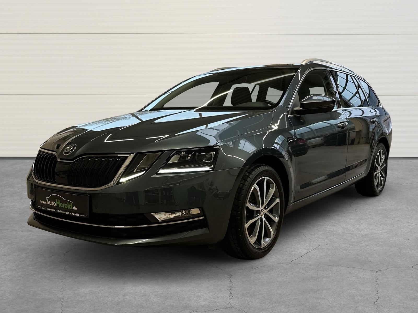 Skoda Octavia Combi Style AHK  LightAssist SmartLink