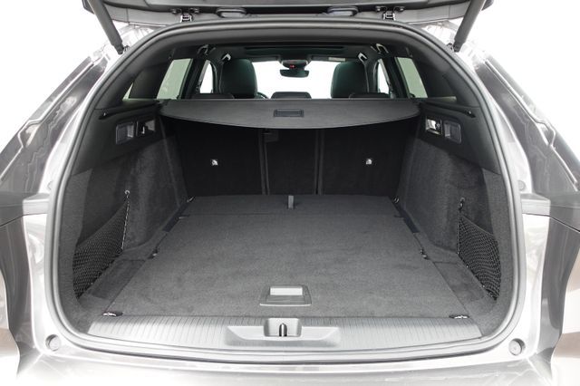 Fahrzeugabbildung Opel Astra L Sports Tourer 1.2 Turbo GS RFK,KlimaA,SD