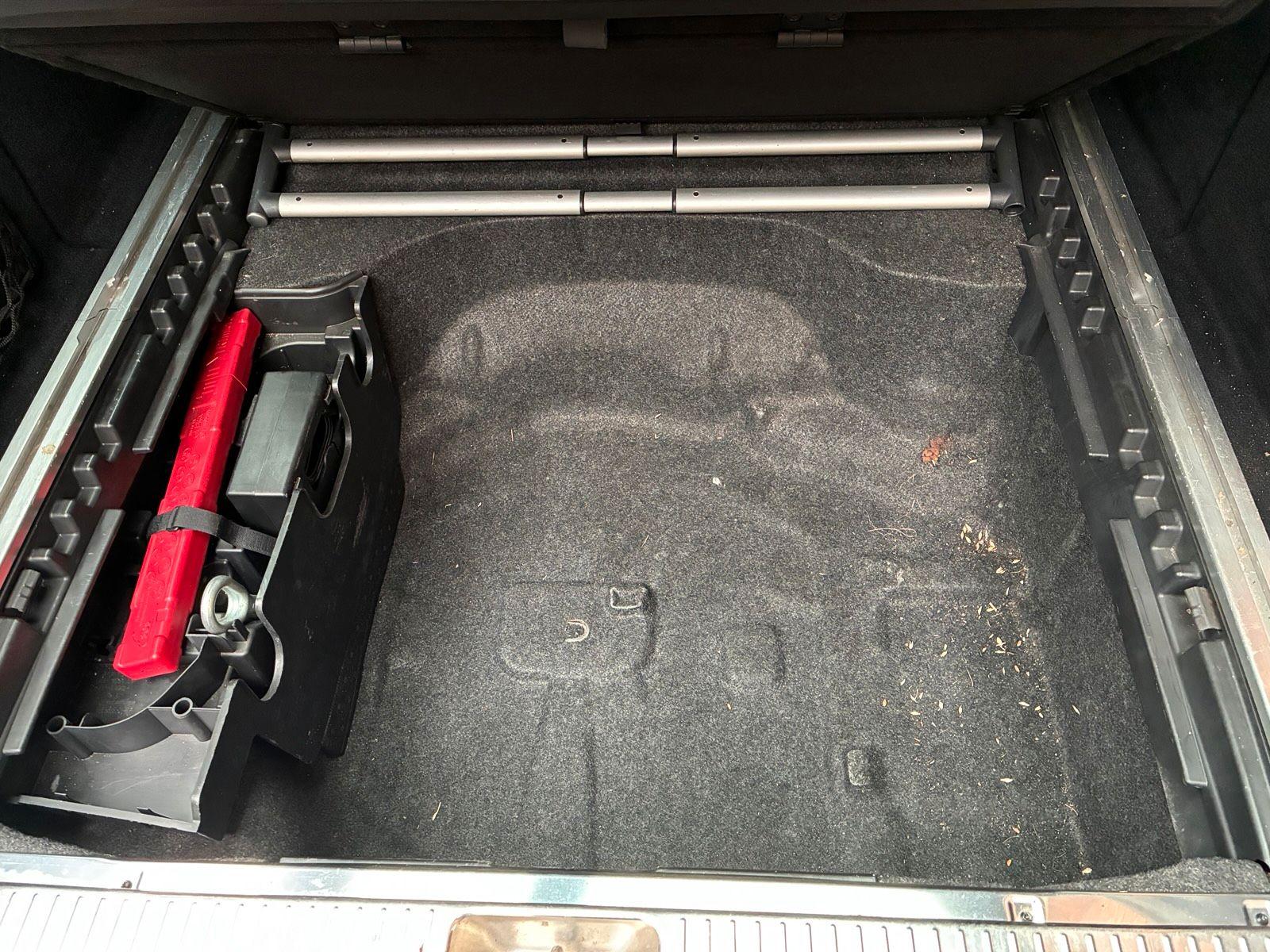 Mercedes-Benz E250 2010 — photo 15