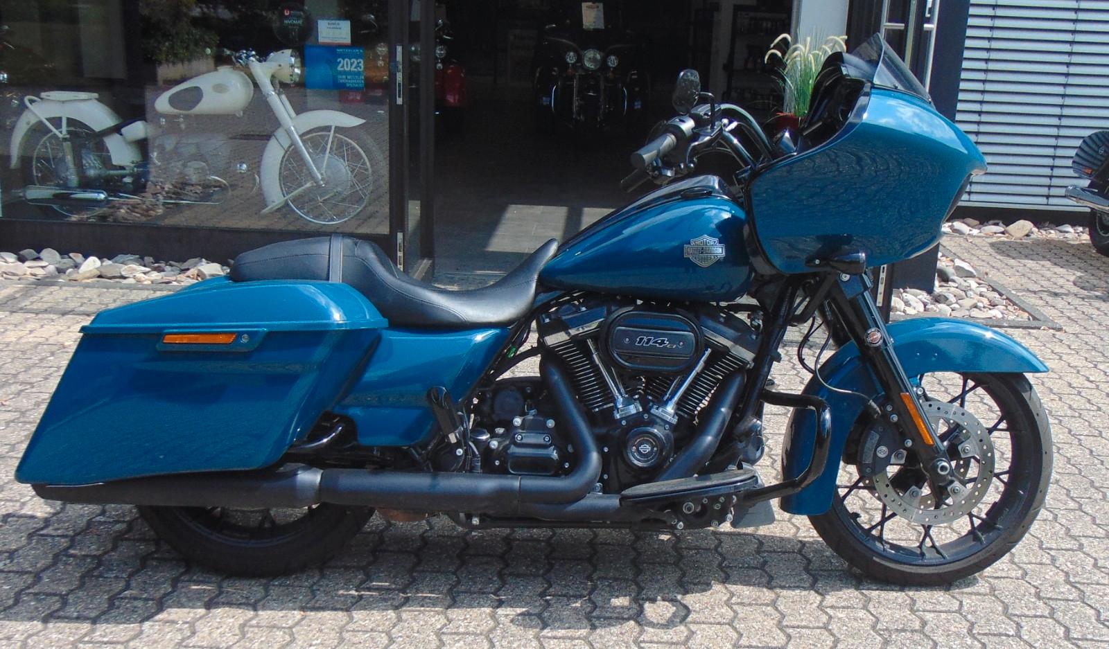 Harley-Davidson FLTRXS Road Glide Special