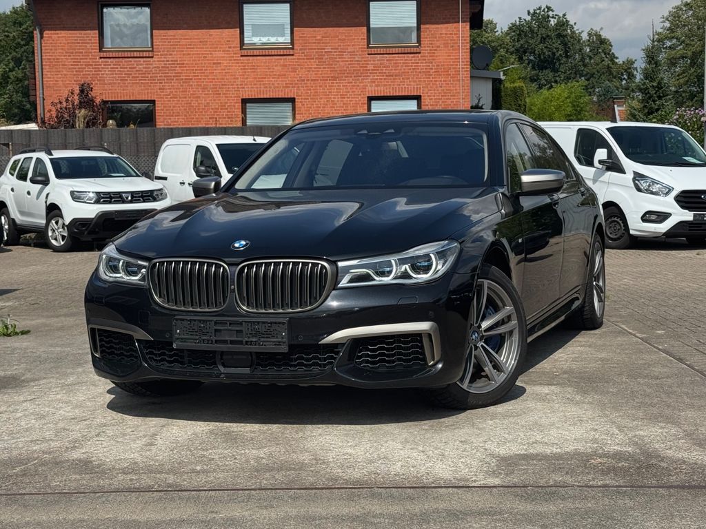 Image of BMW M760