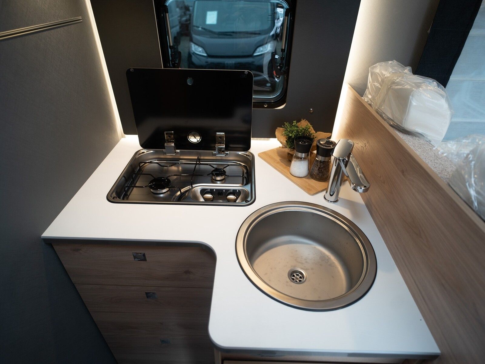 Fahrzeugabbildung Dethleffs Just Camp Active T 7052 EB